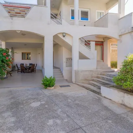 Kate's Family Place *